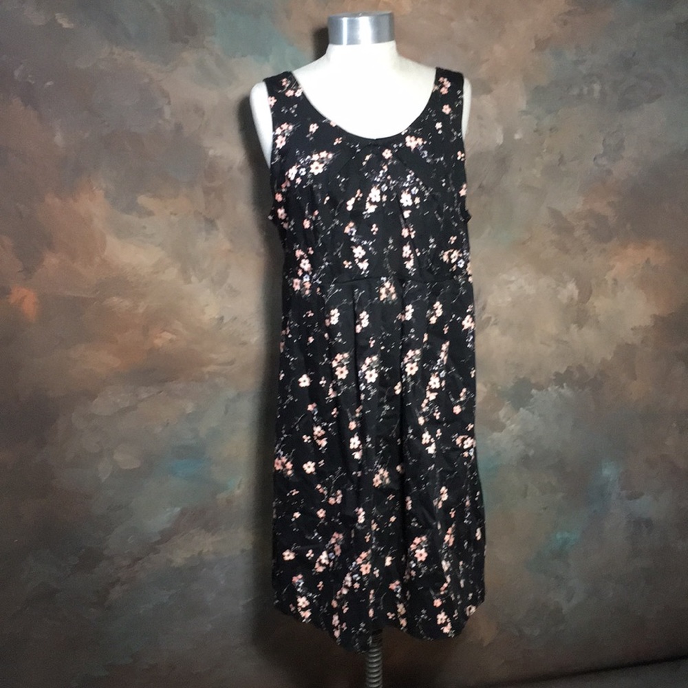 Beautiful Motherhood maternity flower dress